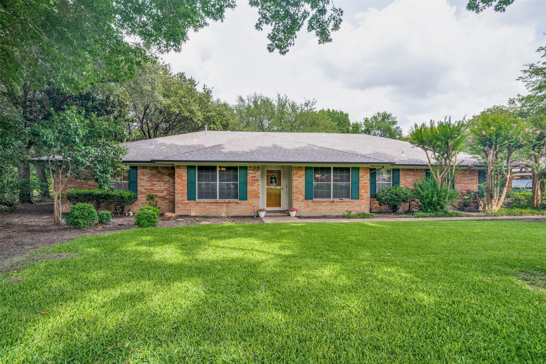 5802 Pecan Grove Drive