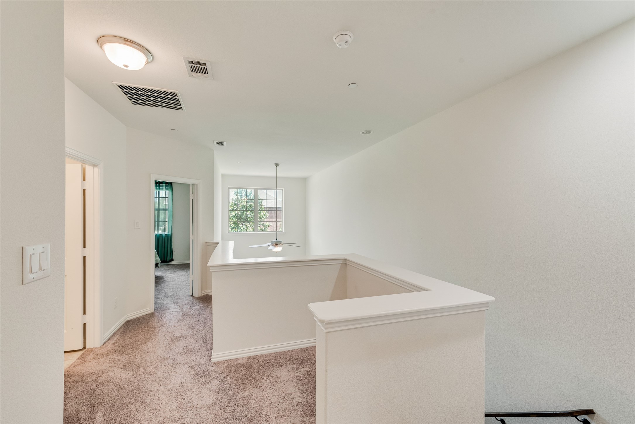 3704 Lantern Lane