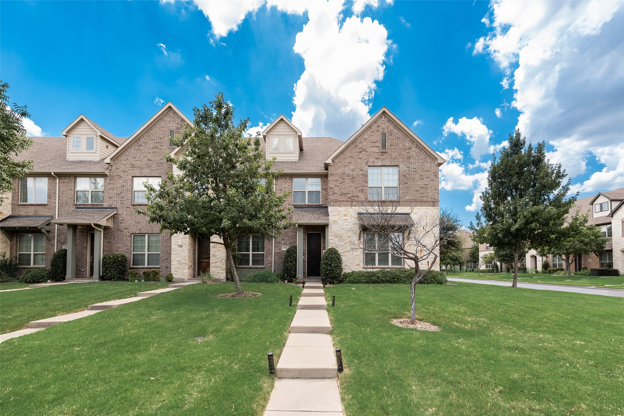 3704 Lantern Lane