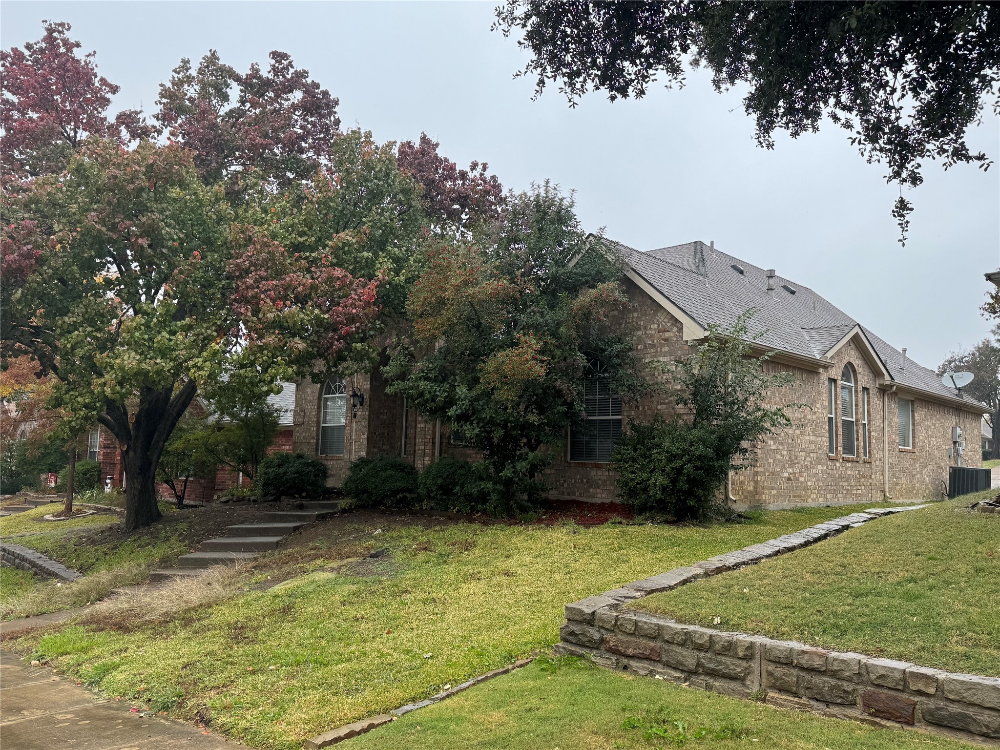 1730 Cresthill Drive