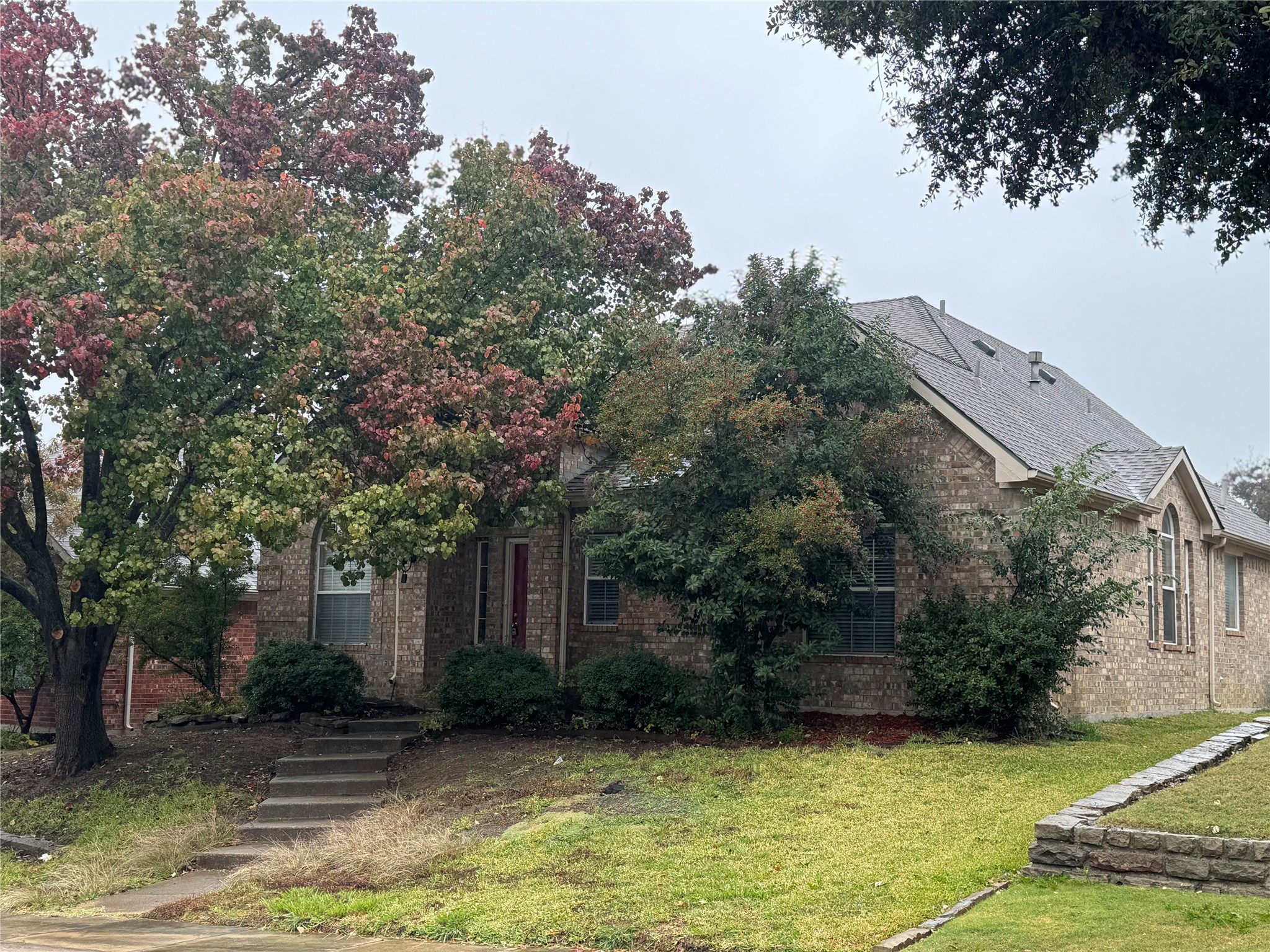 1730 Cresthill Drive