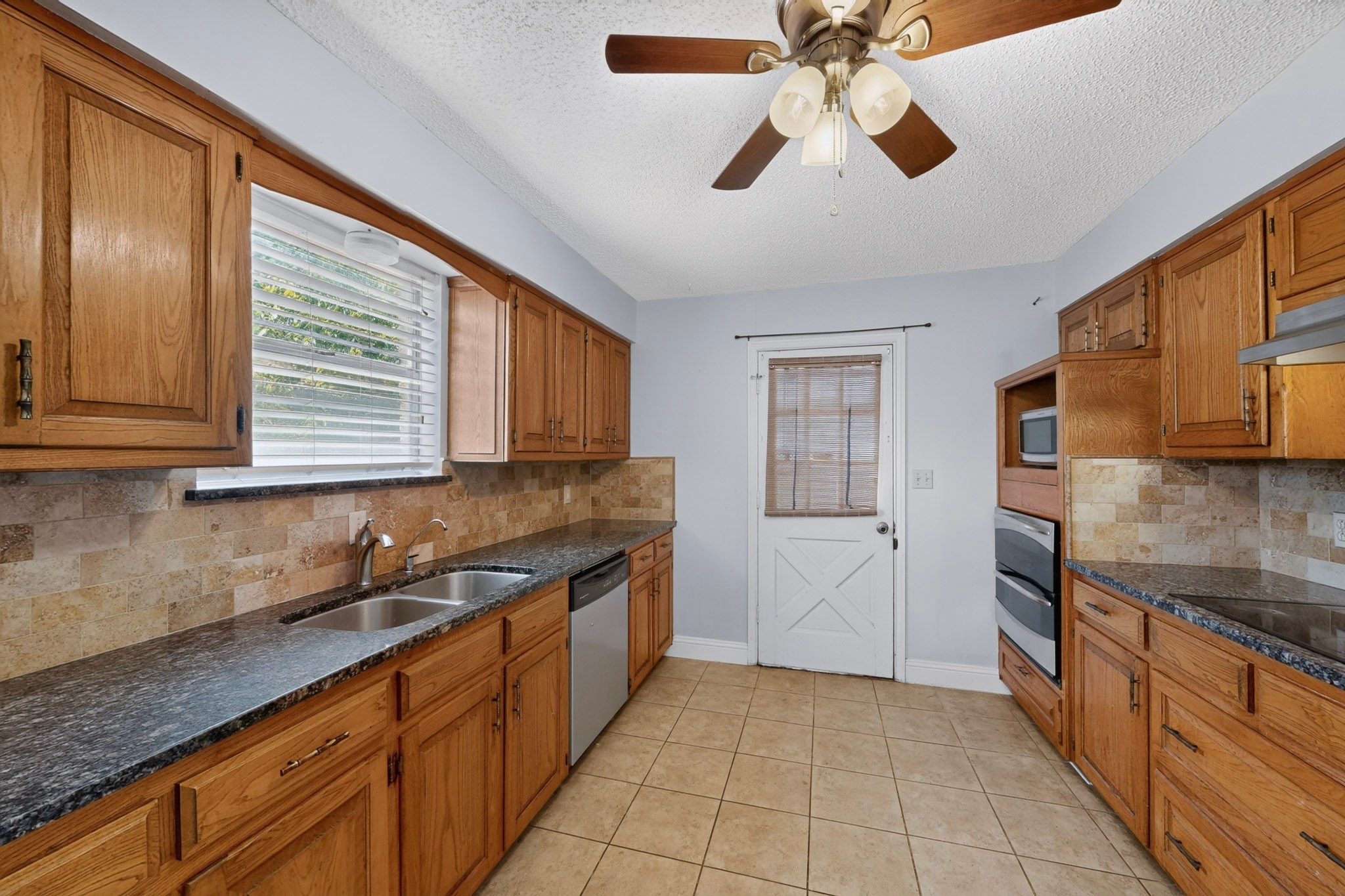 1003 Candlewood Drive