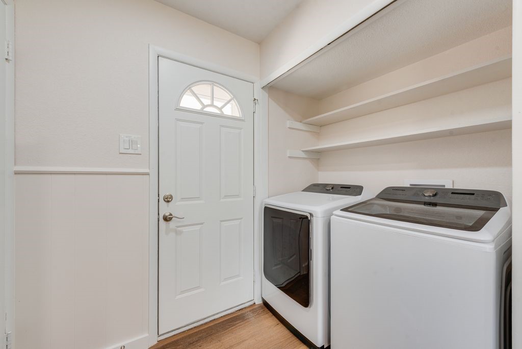 2833 Linden Lea