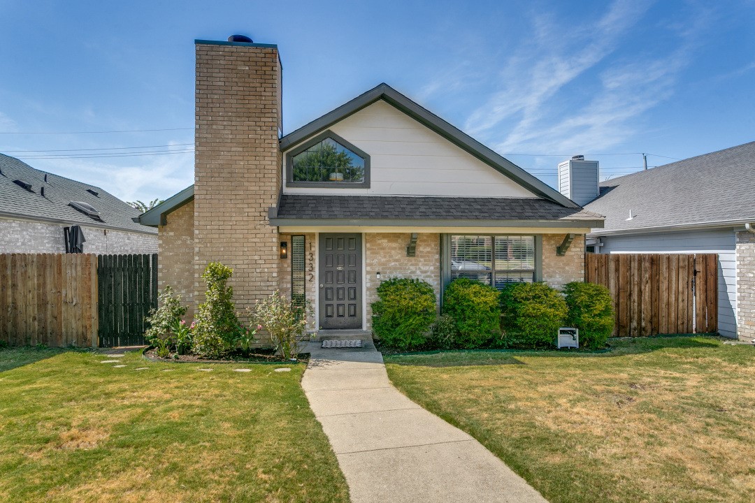 1332 Cedar Ridge Drive