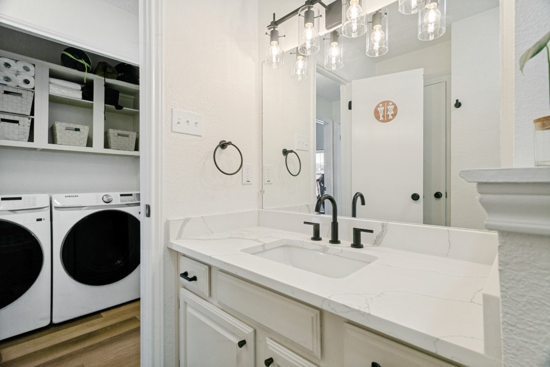 1332 Cedar Ridge Drive