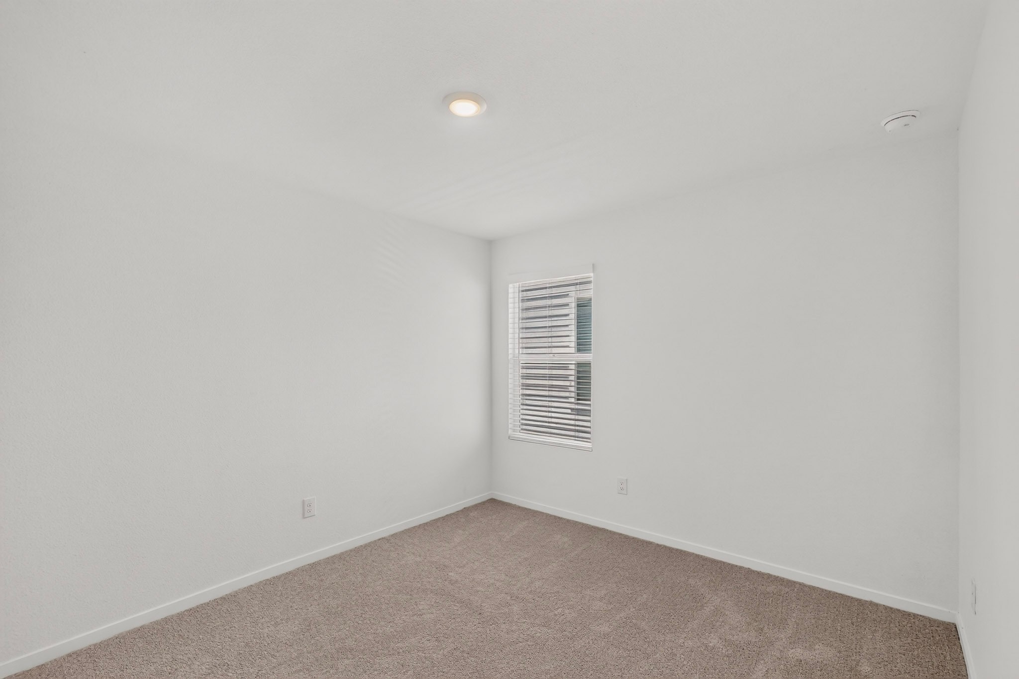 624 Kinglet Lane