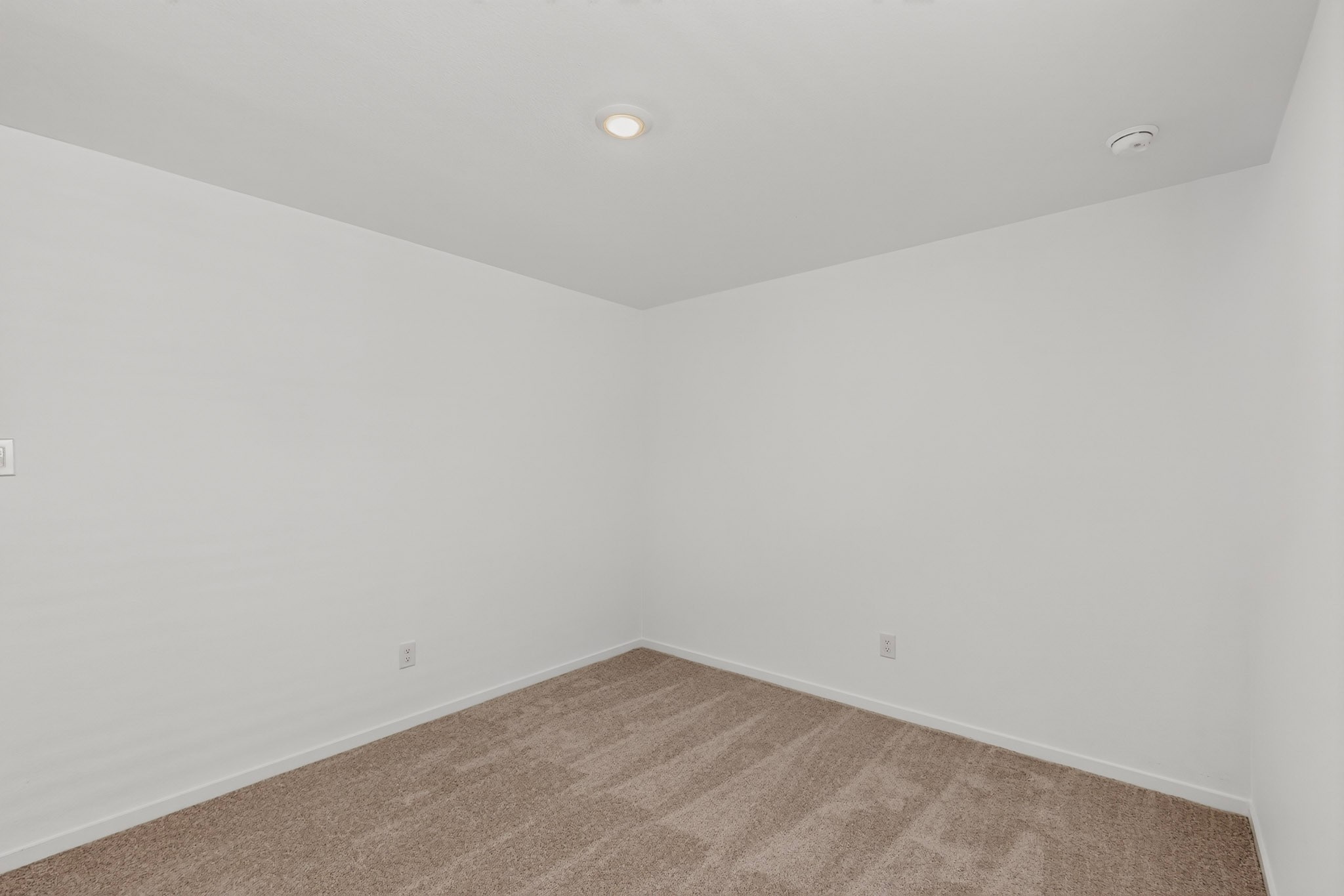 624 Kinglet Lane