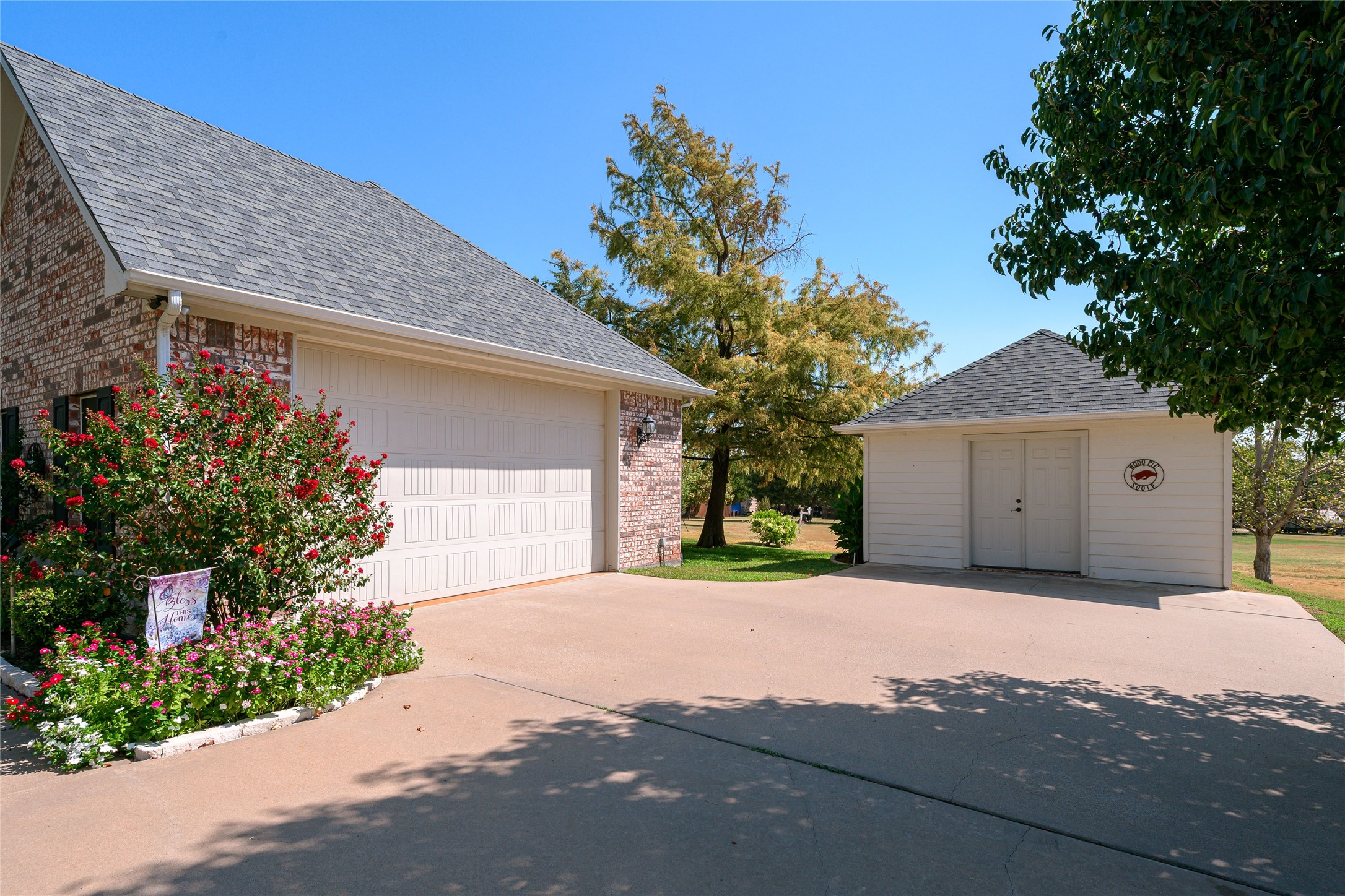 3711 Heatherwood Lane
