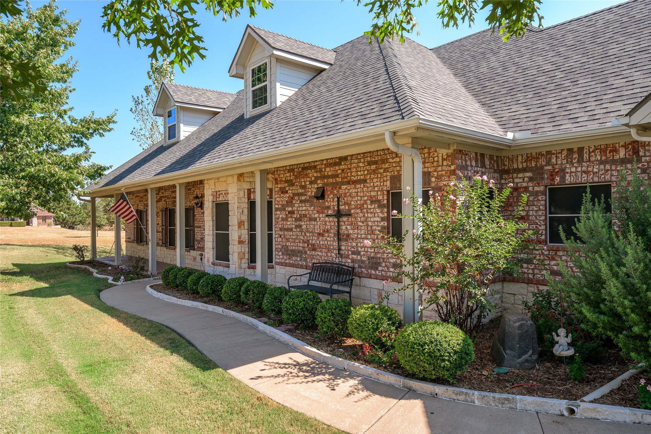 3711 Heatherwood Lane