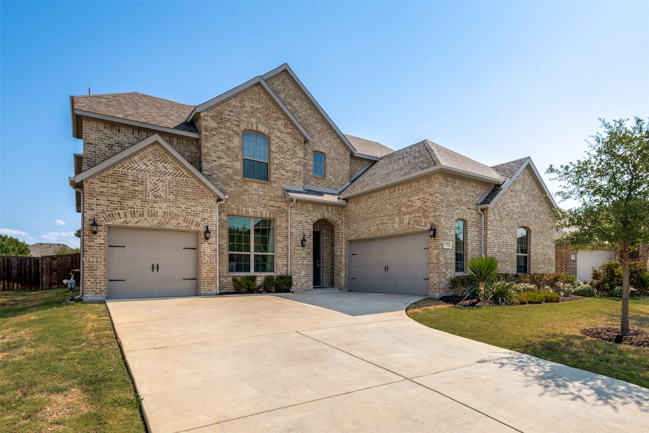 1152 Red Hawk Lane