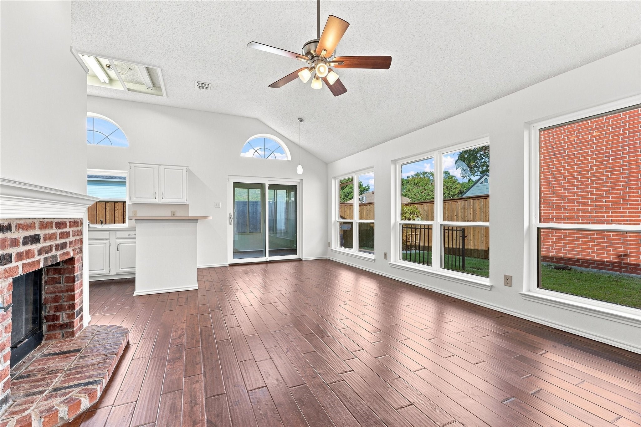 2109 Glen Heights Drive