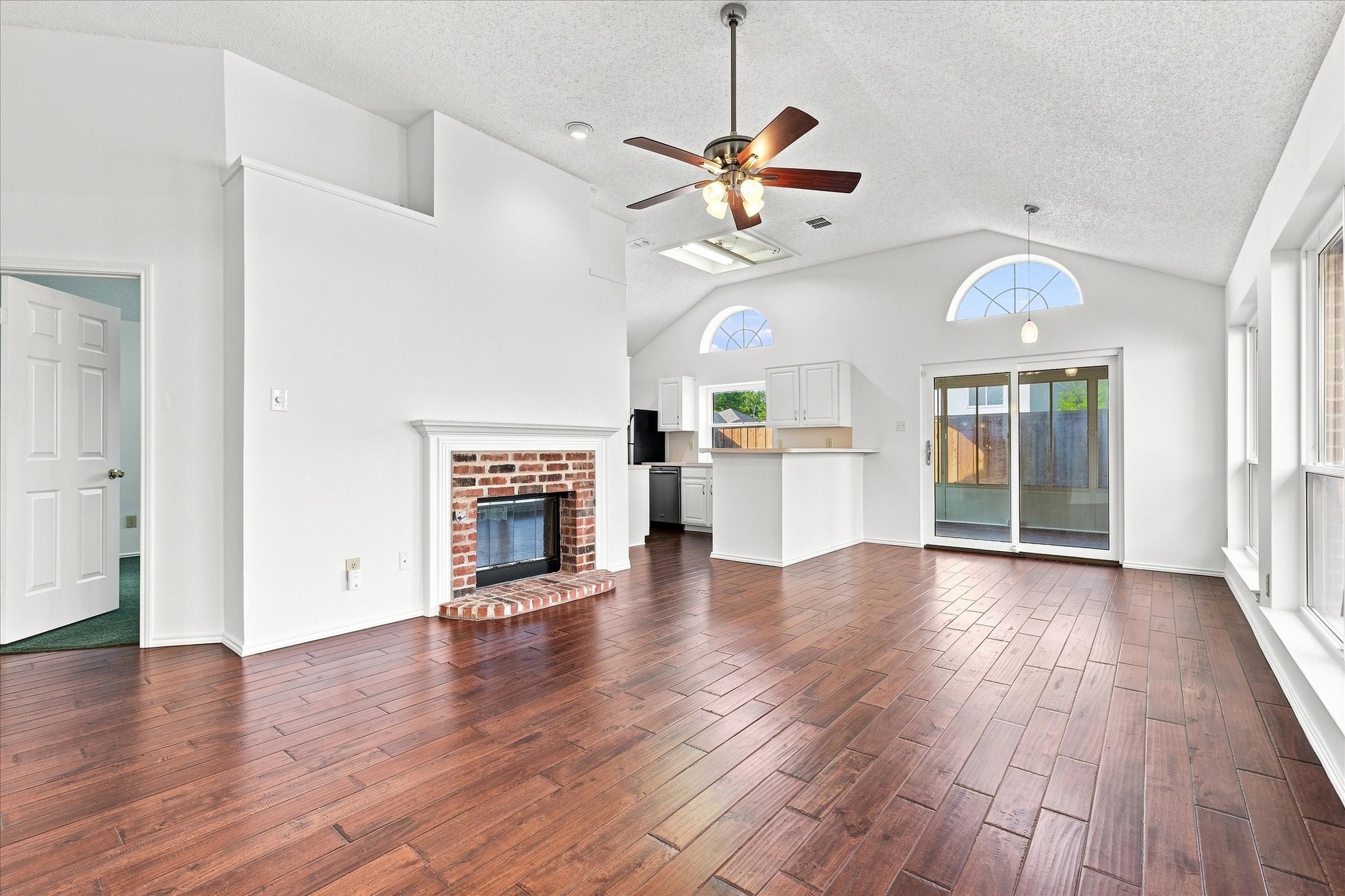 2109 Glen Heights Drive