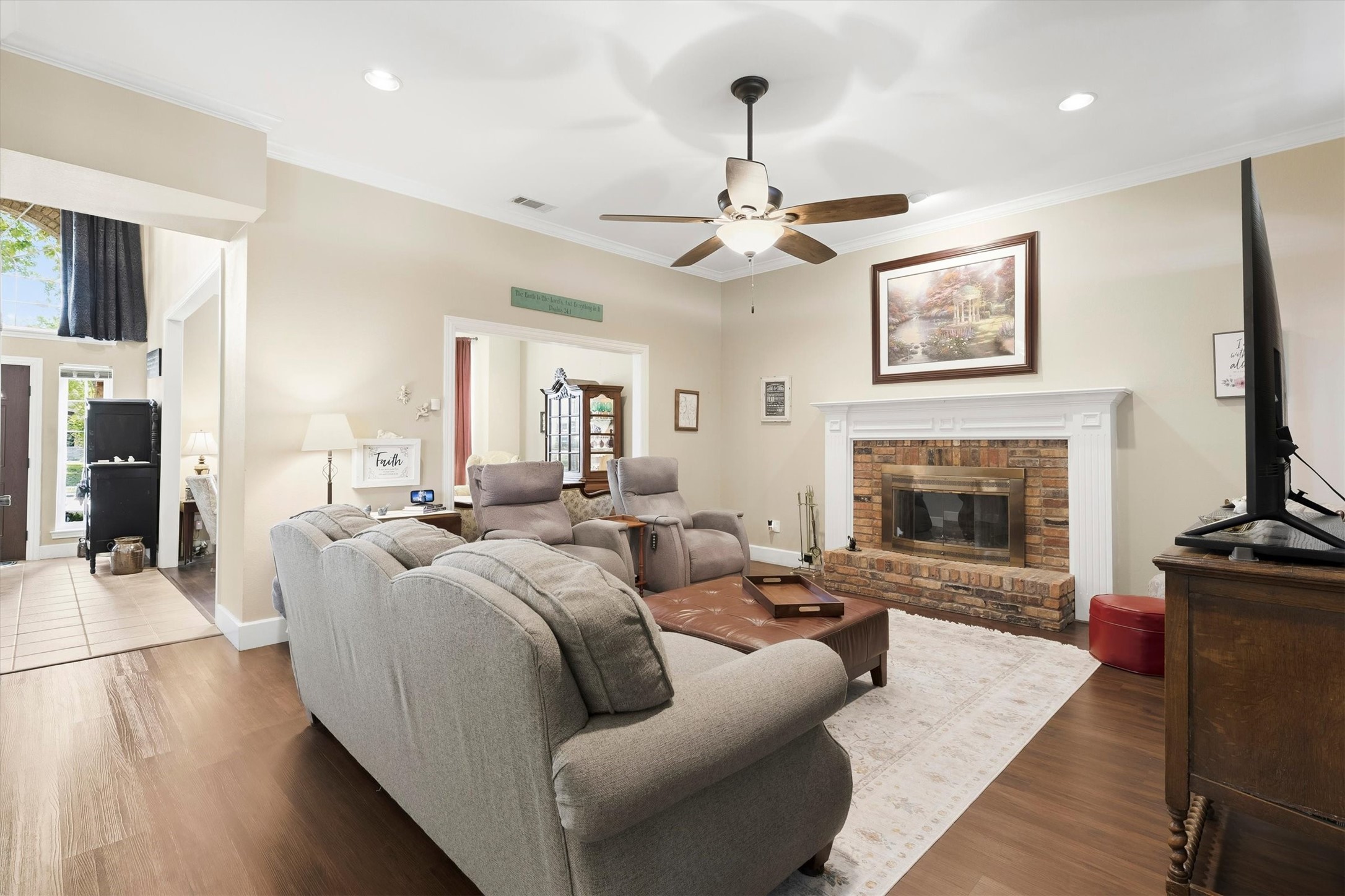 407 Grant Drive