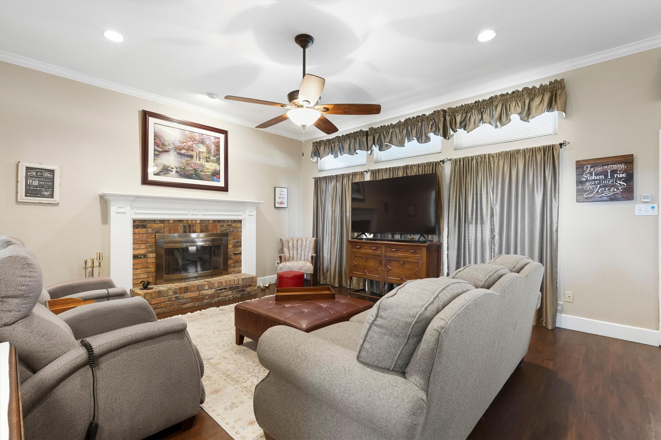 407 Grant Drive