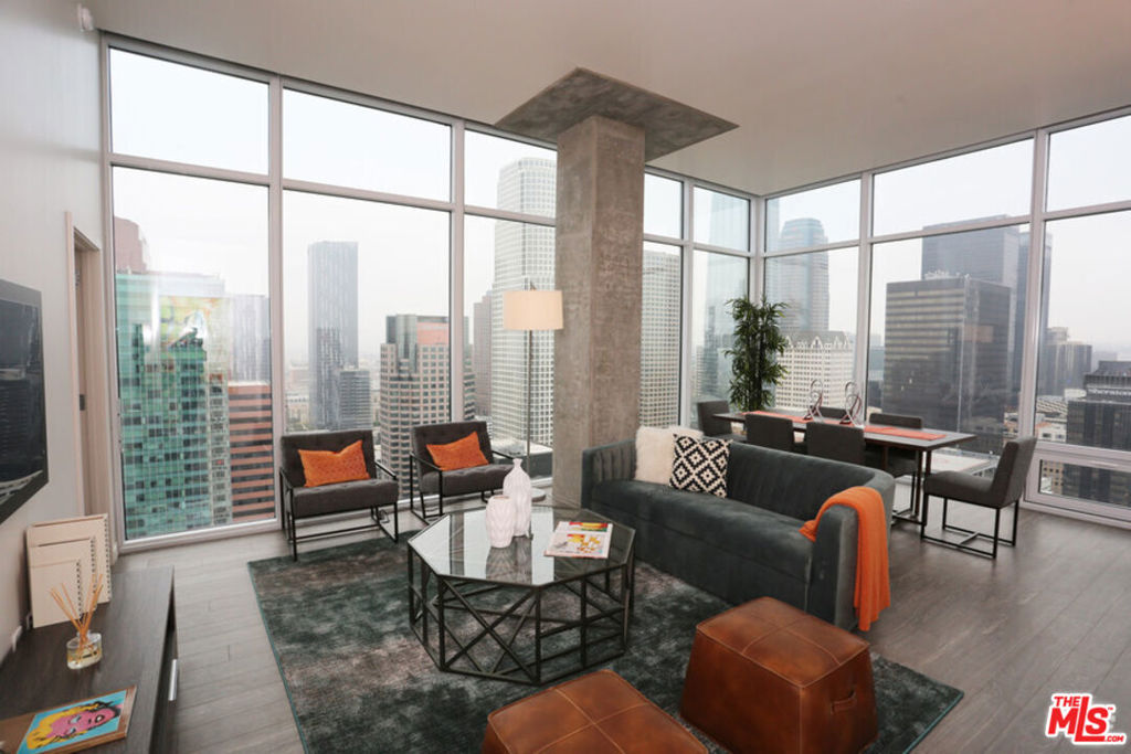 888 S Hope Street 3401