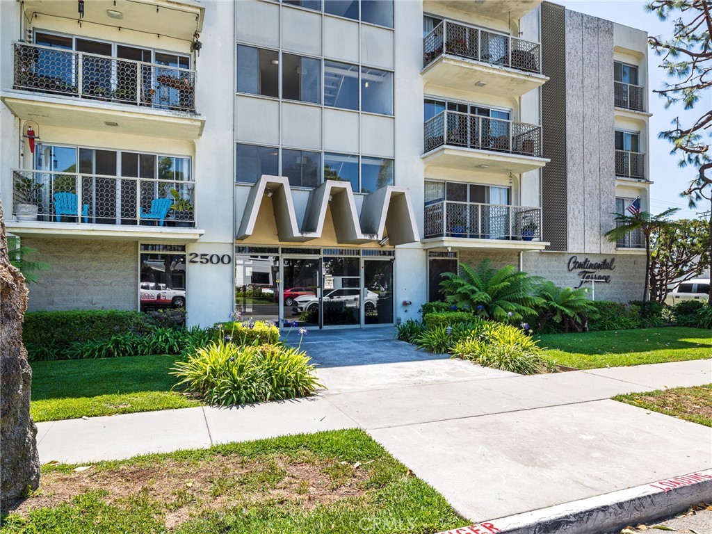 2500 2nd Street E 310