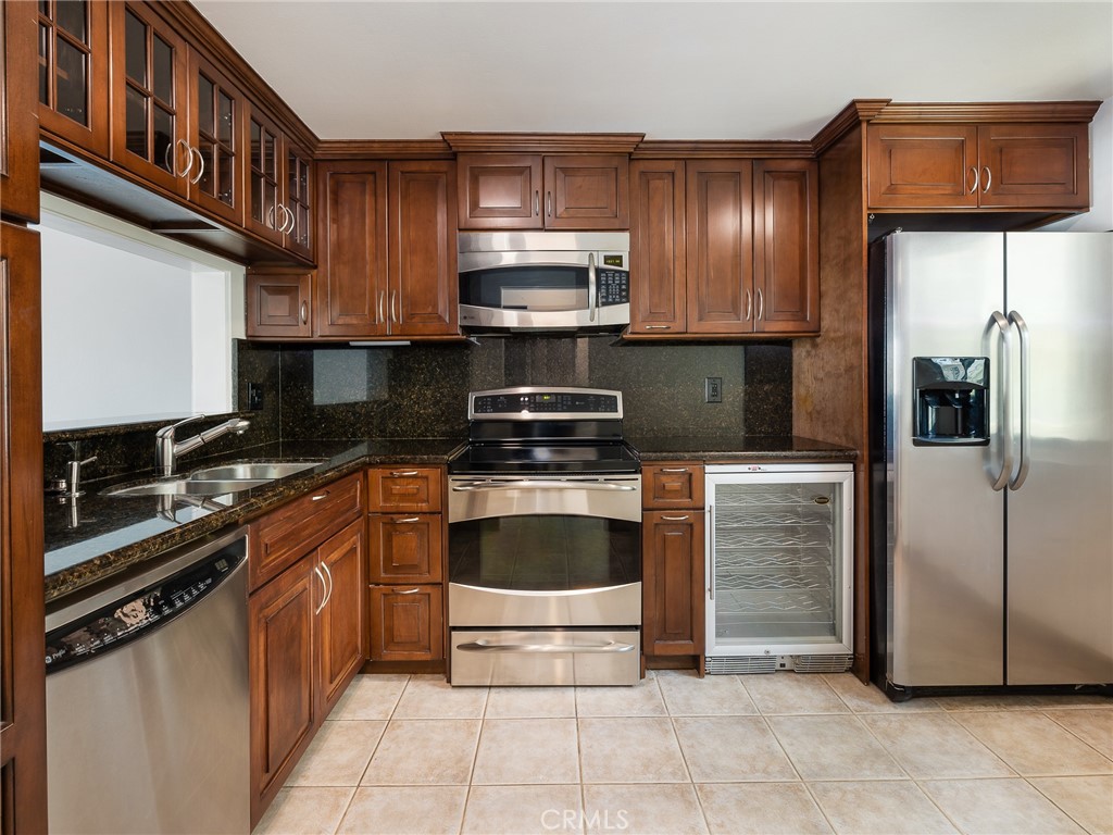 2500 2nd Street E 310