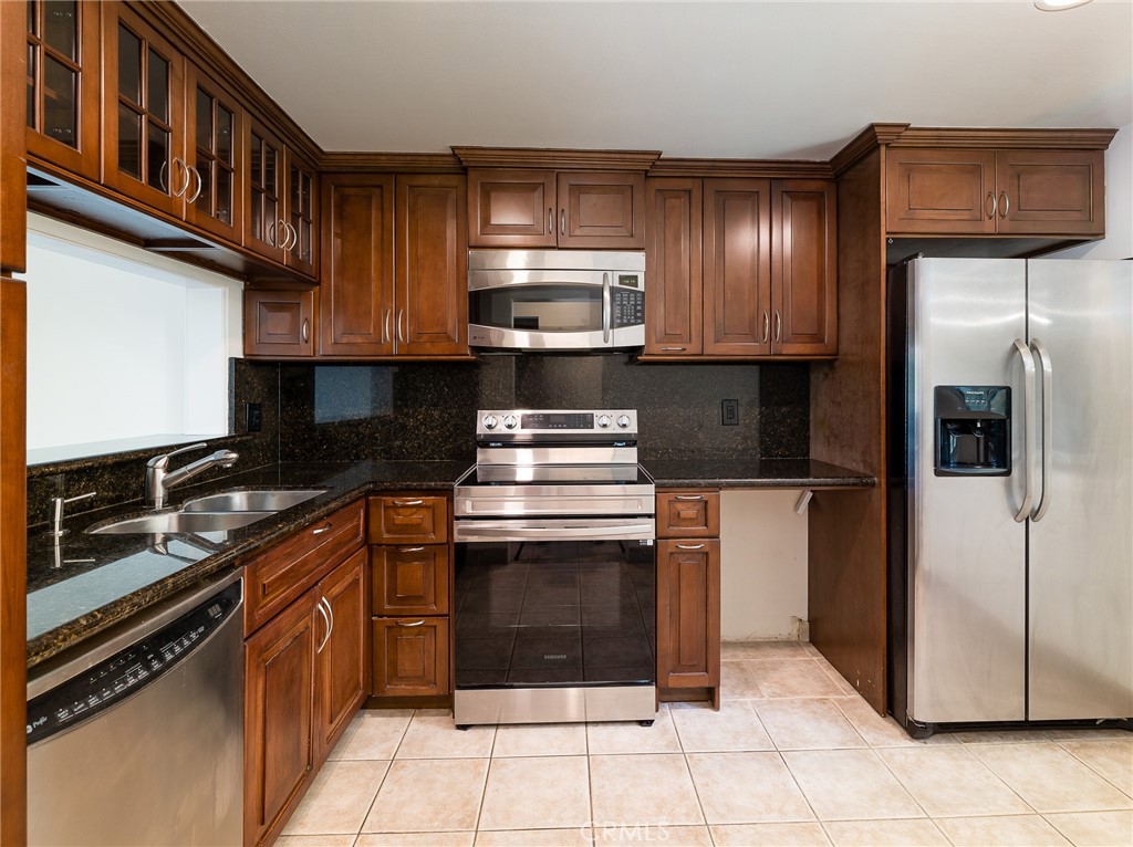 2500 2nd Street E 310