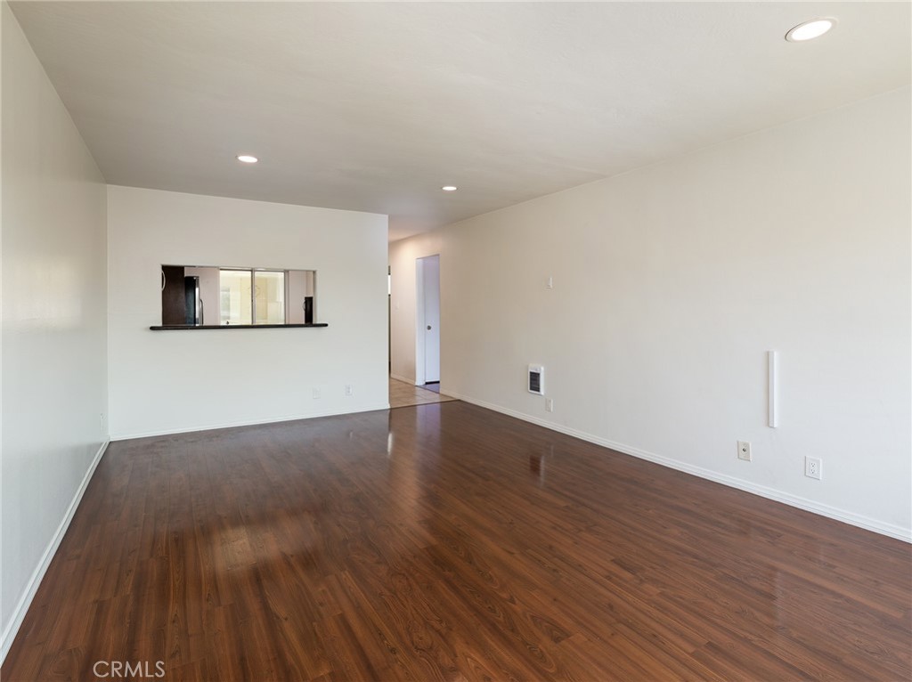 2500 2nd Street E 310