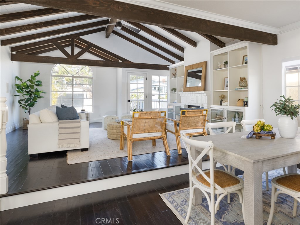 1732 Wollacott Street