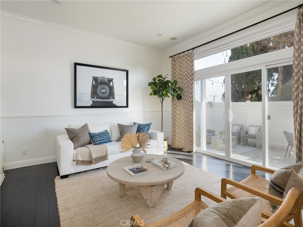 1732 Wollacott Street