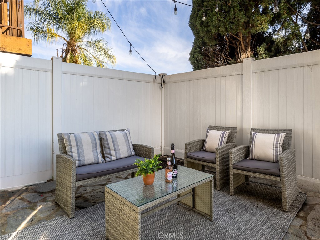 1732 Wollacott Street