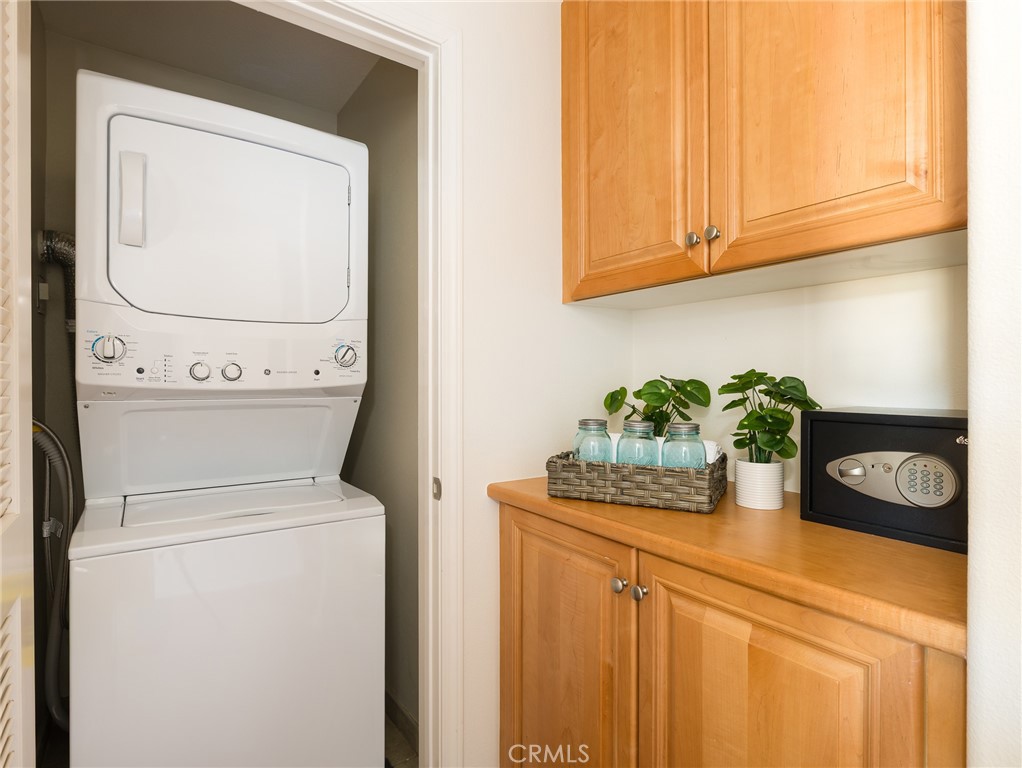 21345 Hawthorne Boulevard 415