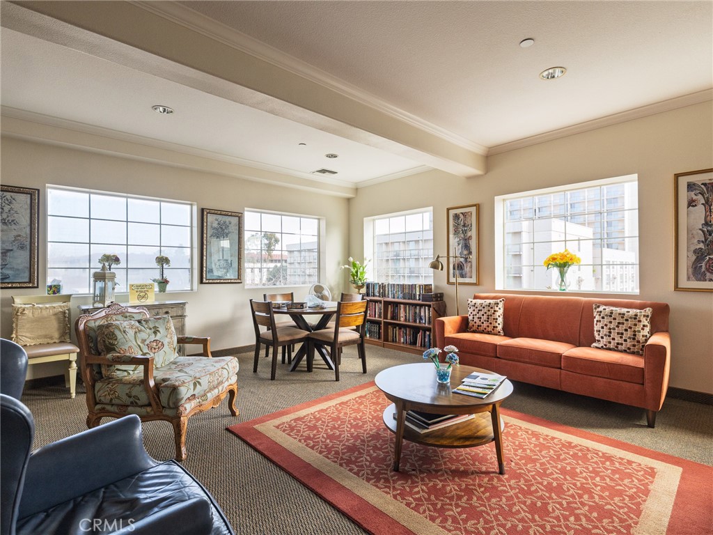 21345 Hawthorne Boulevard 415