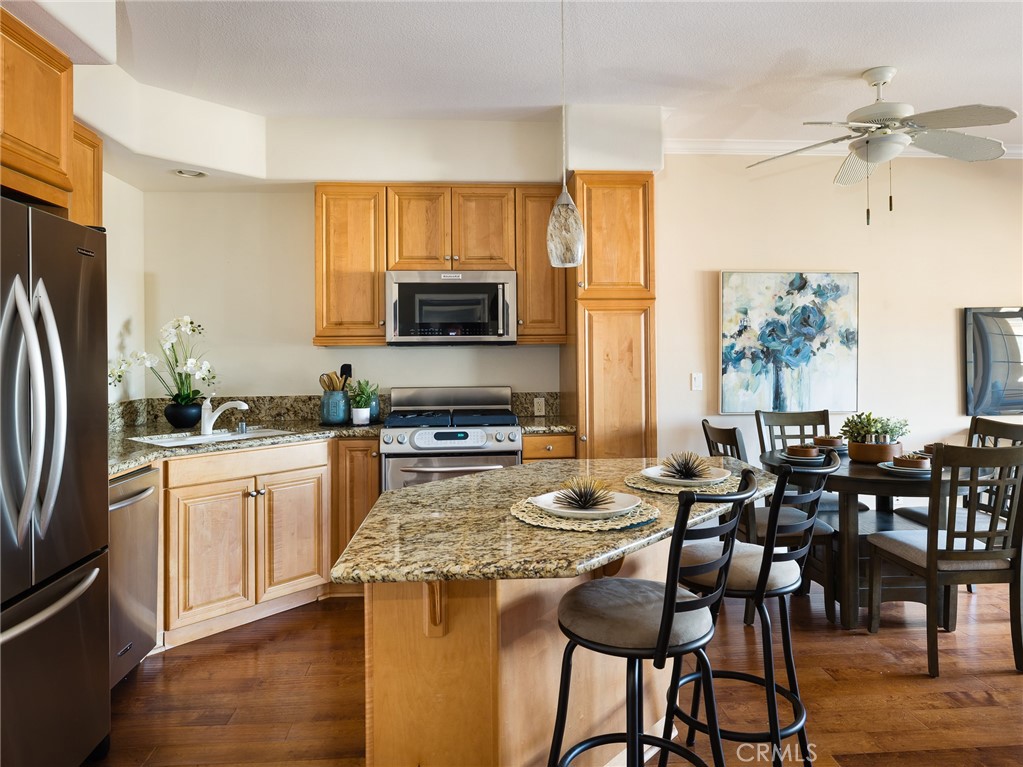 21345 Hawthorne Boulevard 415