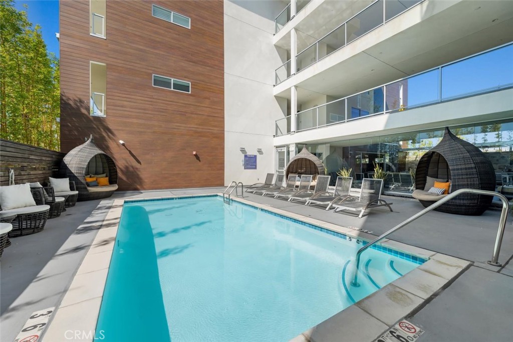 4140 Glencoe Avenue 409