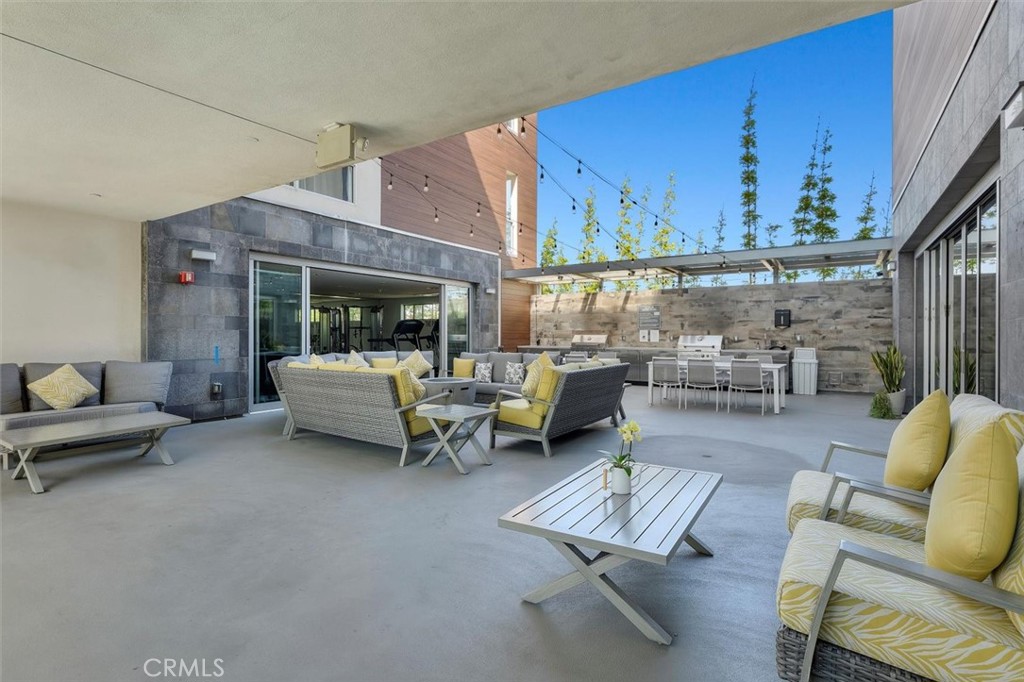 4140 Glencoe Avenue 409