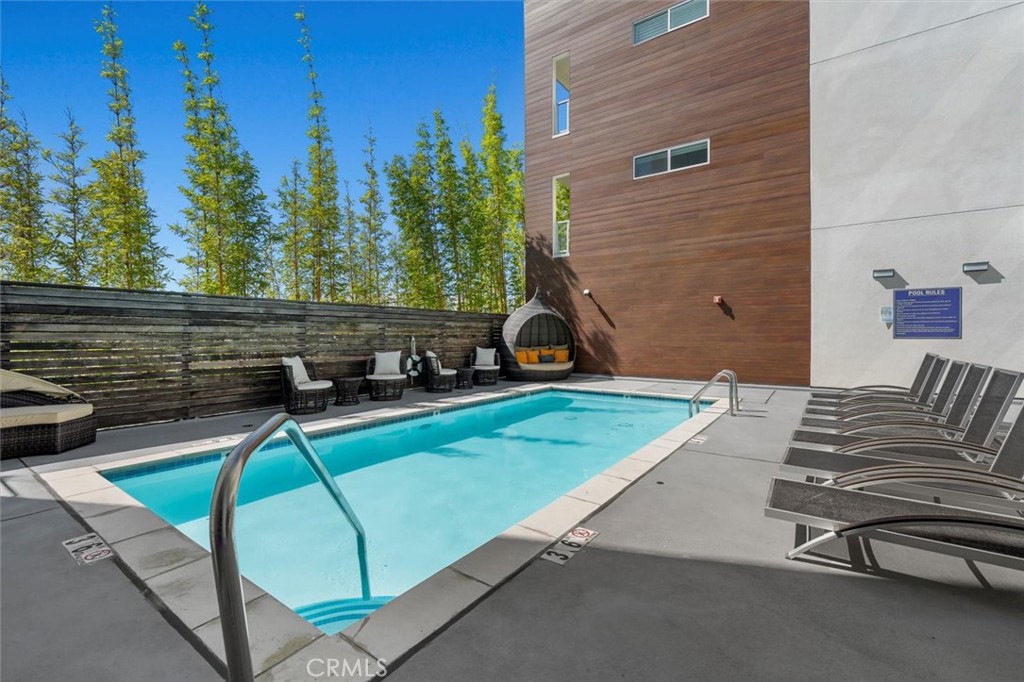 4140 Glencoe Avenue 409