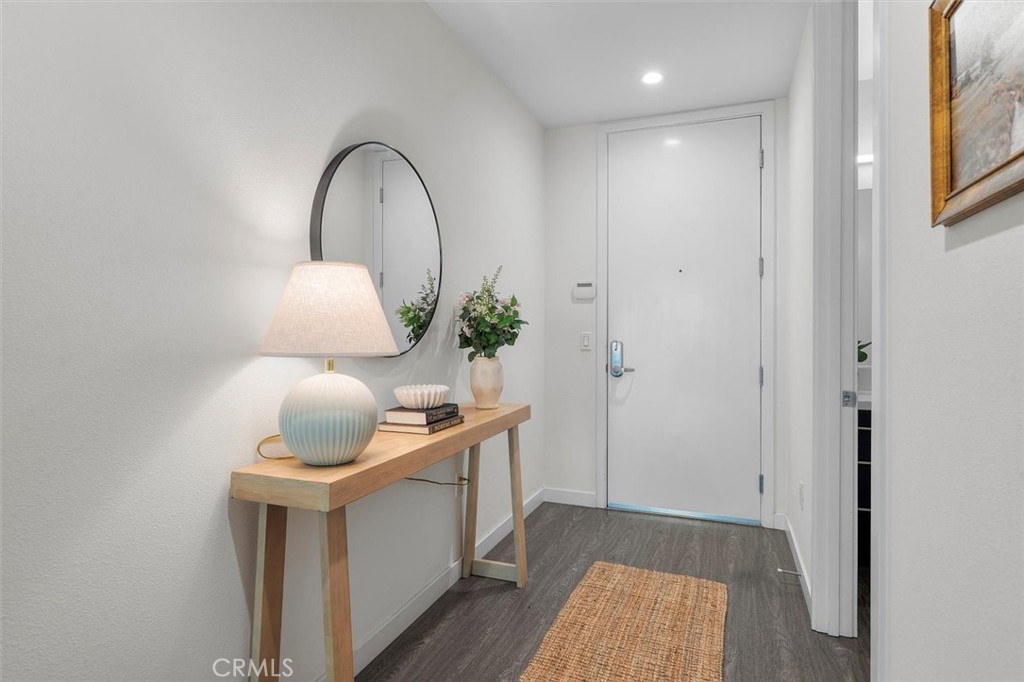 4140 Glencoe Avenue 409