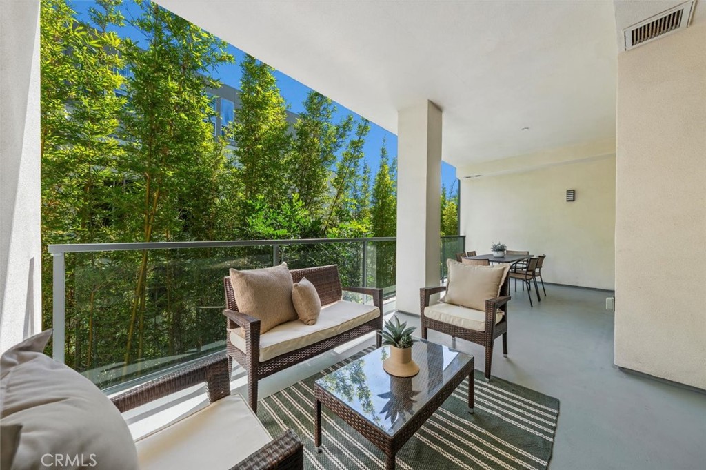 4140 Glencoe Avenue 409