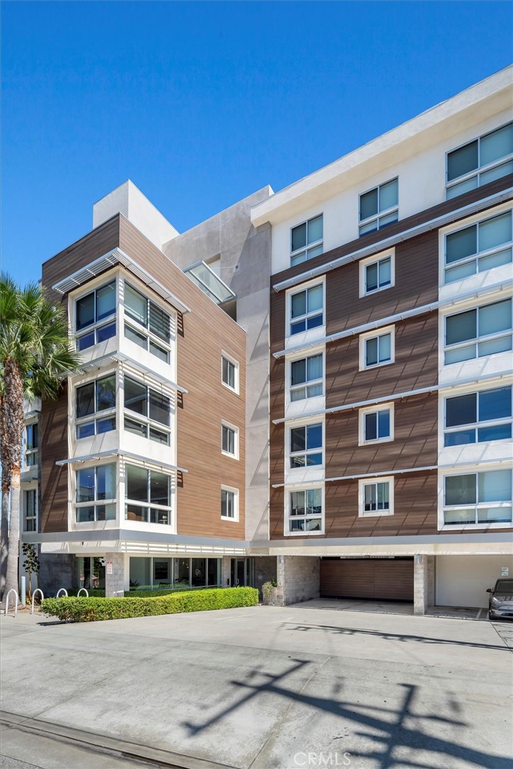 4140 Glencoe Avenue 409