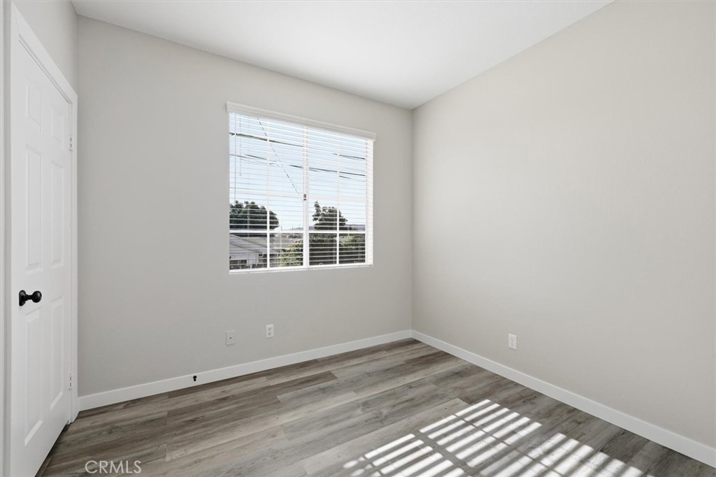 21854 Vermont Avenue S 8