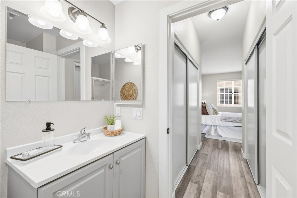 21854 Vermont Avenue S 8