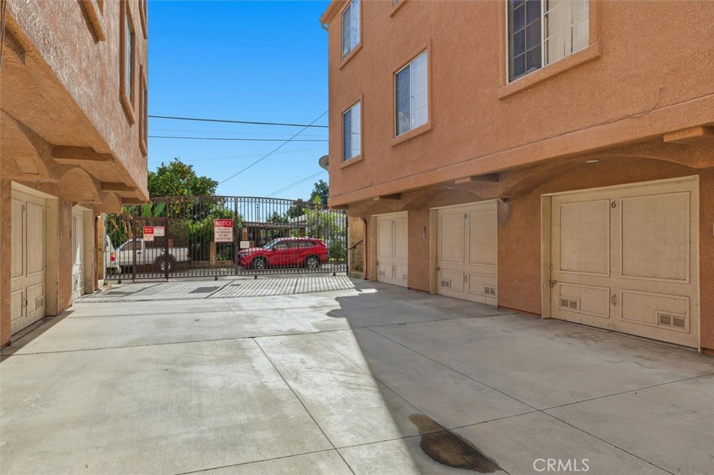 21854 Vermont Avenue S 8