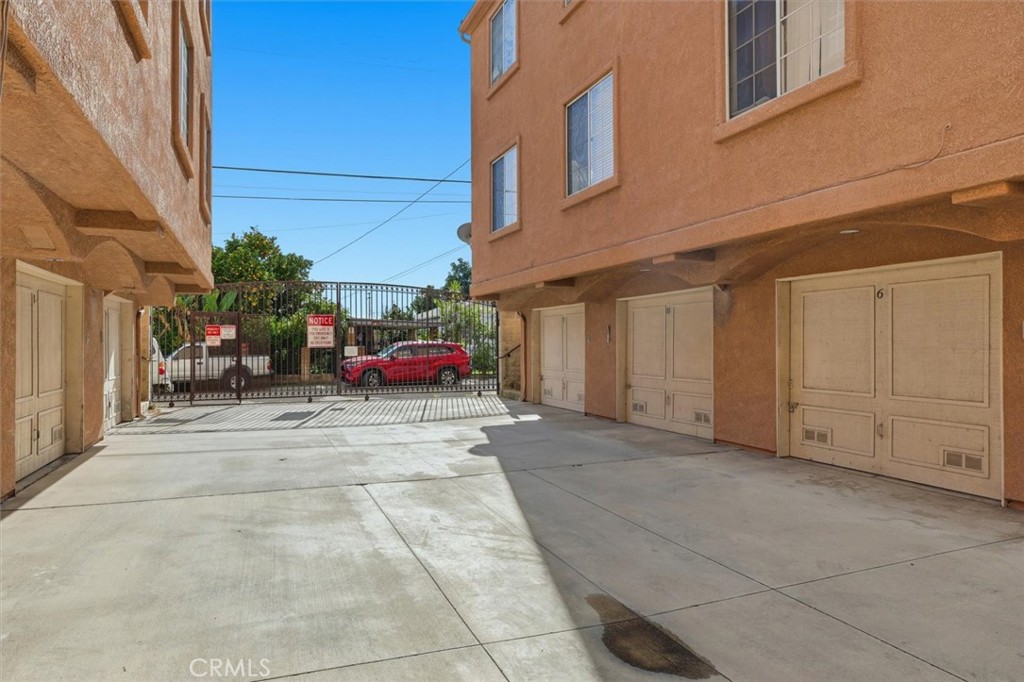 21854 Vermont Avenue S 8