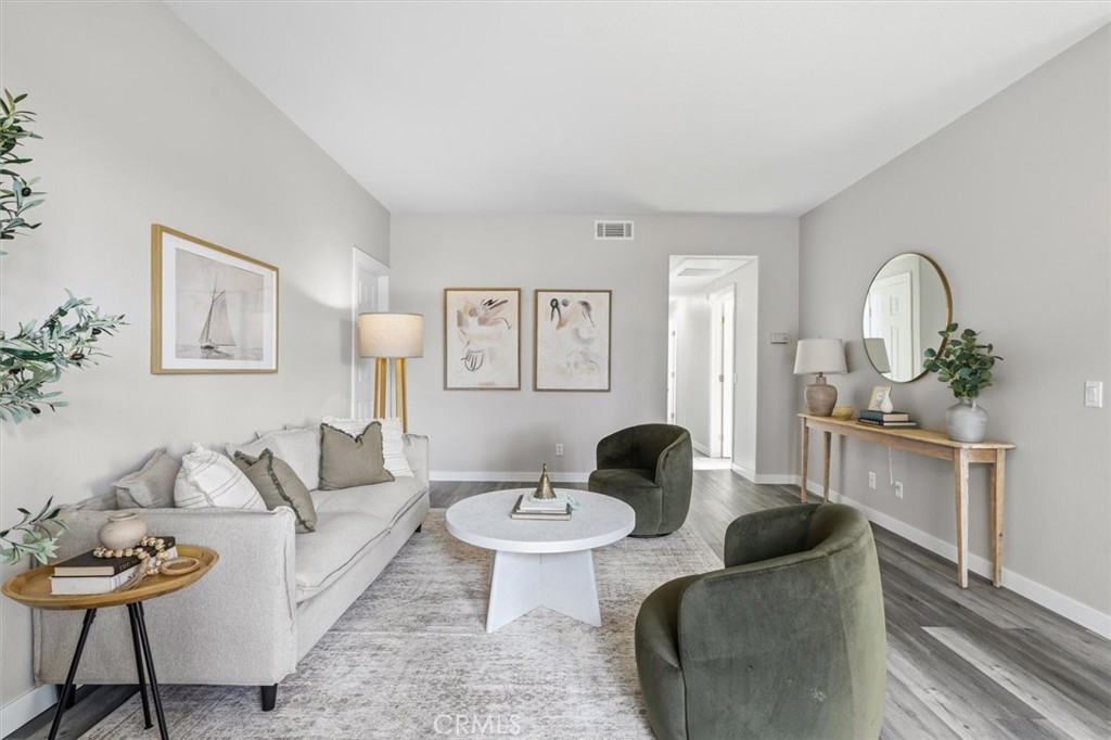 21854 Vermont Avenue S 8