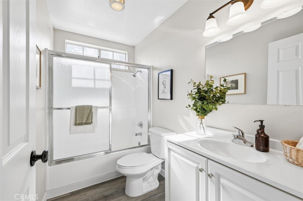 21854 Vermont Avenue S 8