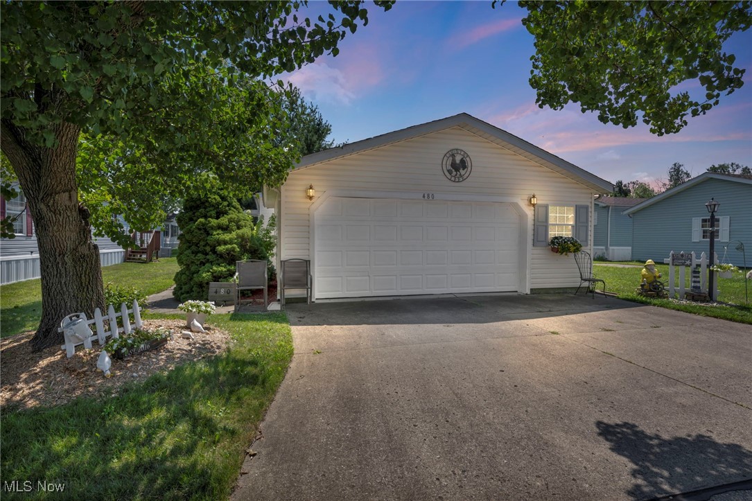 480 sandtrap Circle