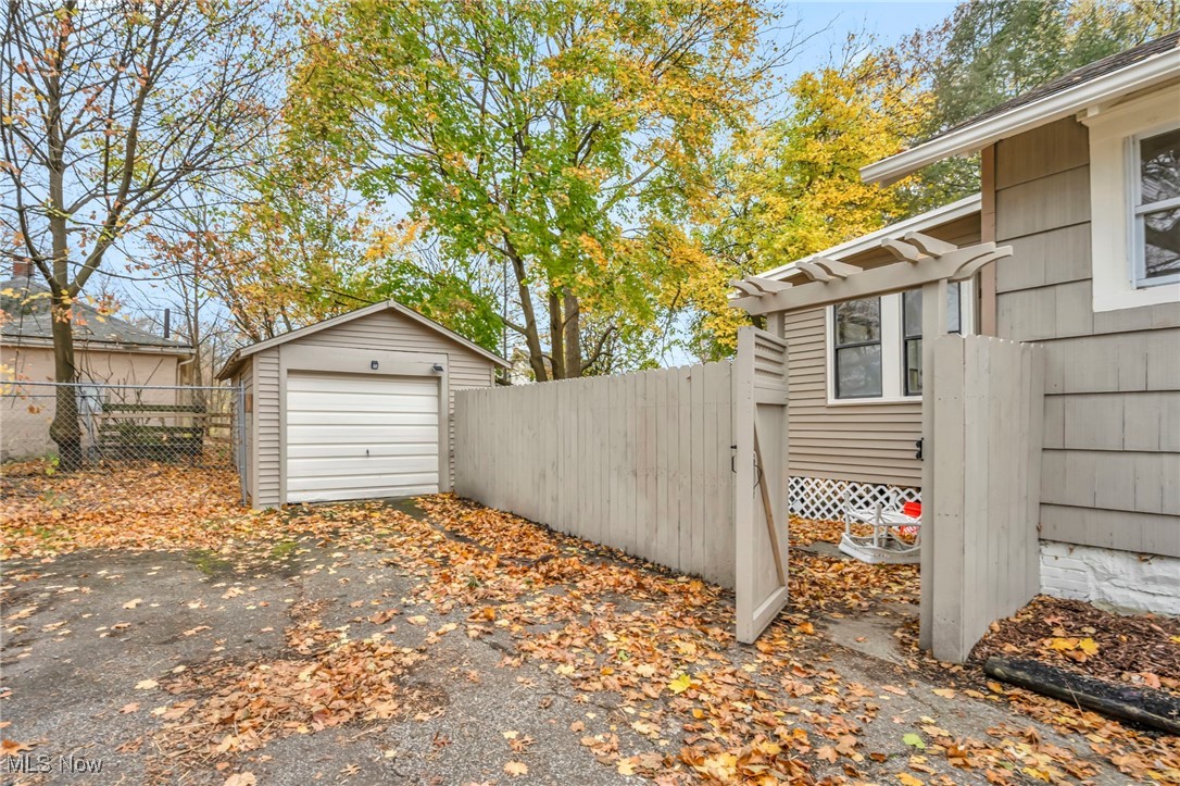 896 Concord Avenue