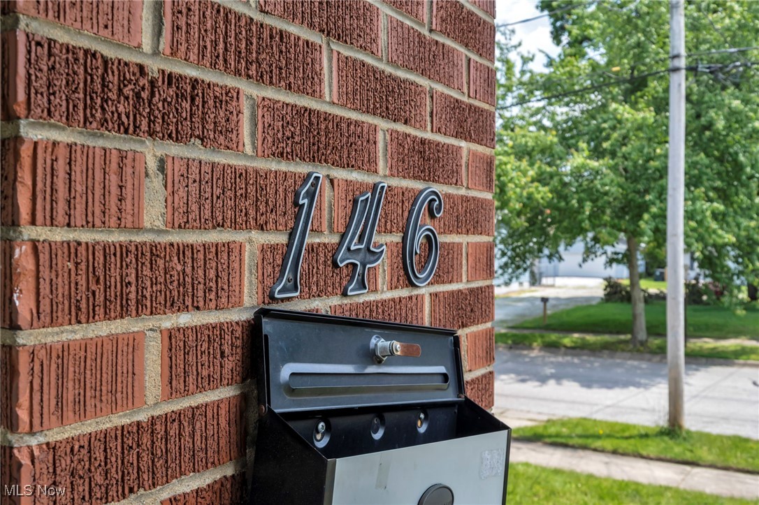 146 Hillman Road