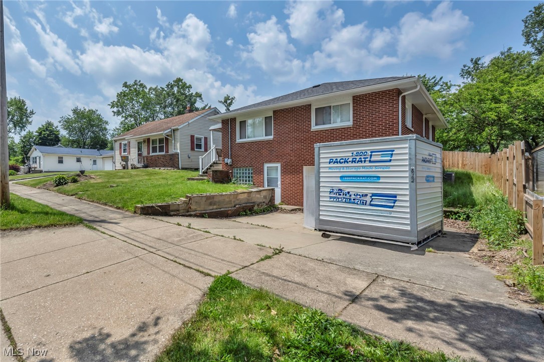 146 Hillman Road