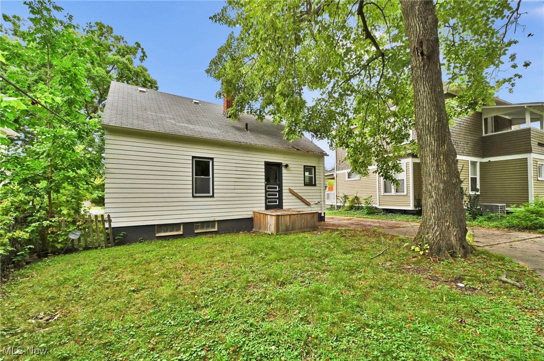 2400 Noble Road