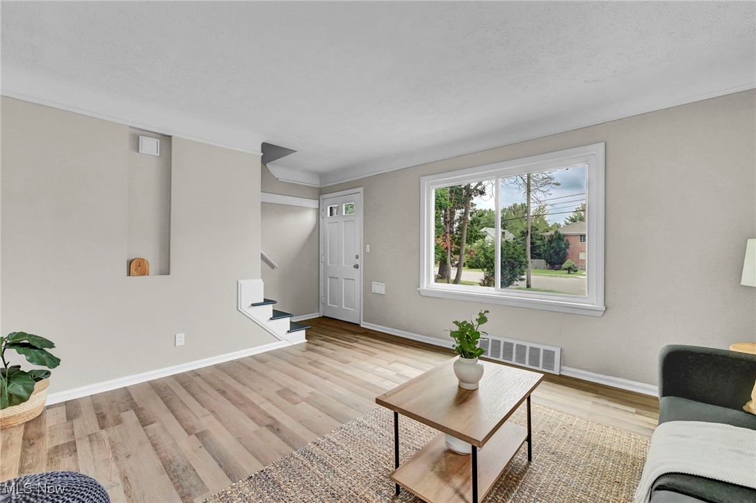 2400 Noble Road