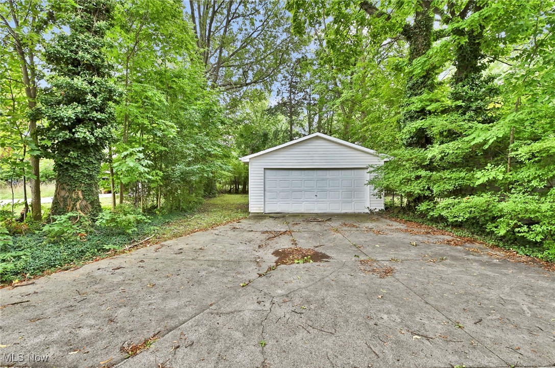 2400 Noble Road