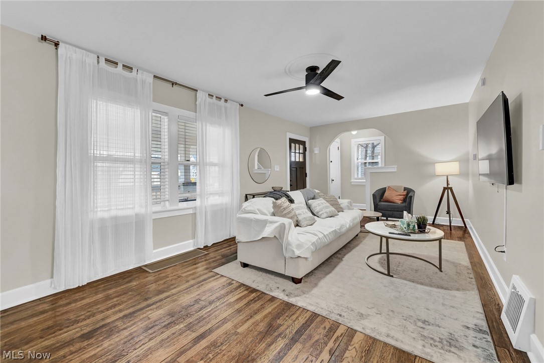 1243 Gorge Boulevard