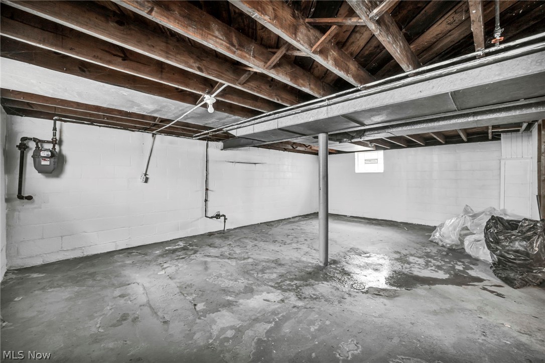 14905 Harvard Avenue